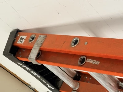 24’ extension ladder