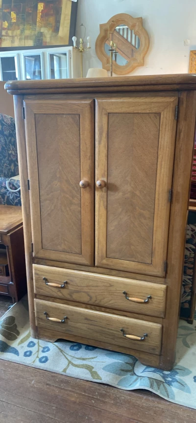 Wardrobe/Armoire 