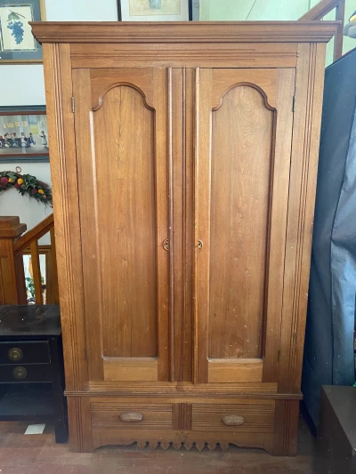 Vintage Wood Armiore